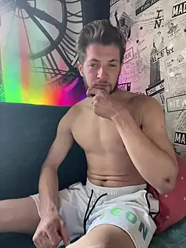 JimmiBoomBoom Webcamshow