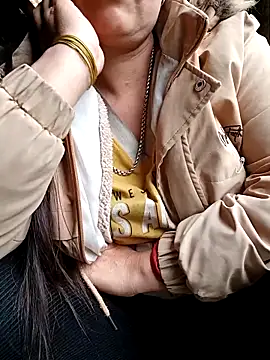Chat XXX en directo de Lindxx-hot