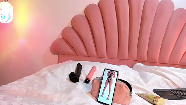 SabrinaVantress 라이브 XXX 채팅