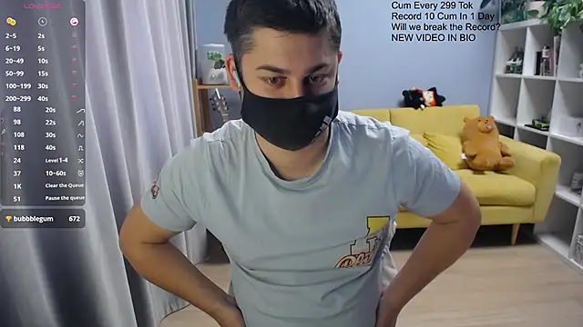 Tomguys' Live XXX Chat