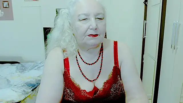 GrannyAlisa Show in webcam