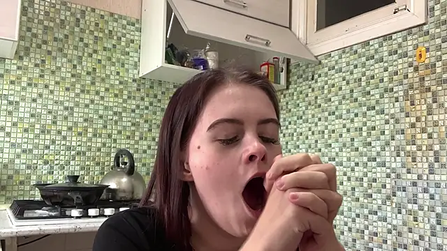 KikiAmino Live XXX-Chat
