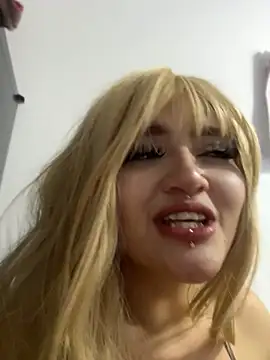 lya_nekko_ Chat XXX live