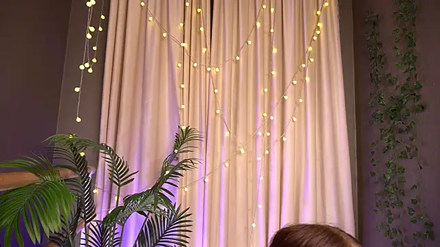 دردشة AliciaCore الجنسية المباشرة