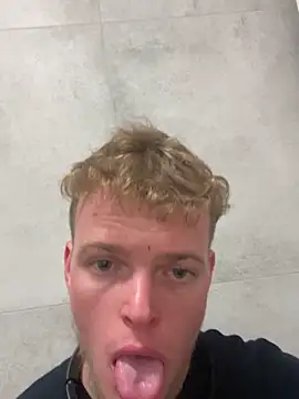 Achillesex22's Webcam Show