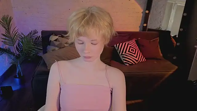 MikassaBowl's Live XXX Chat