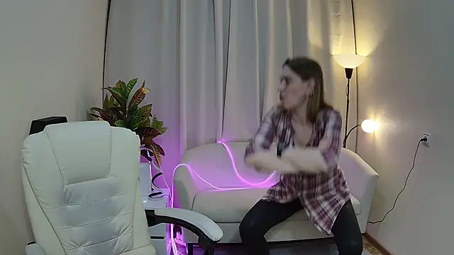 TessaDaybreak Live XXX Chat