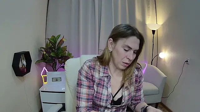 Chatroom XXX en direct de TessaDaybreak