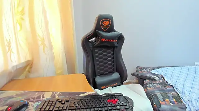 iliaskrislove Pertunjukan Webcam