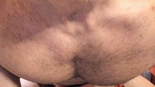 HotHunkTrainer live XXX chat