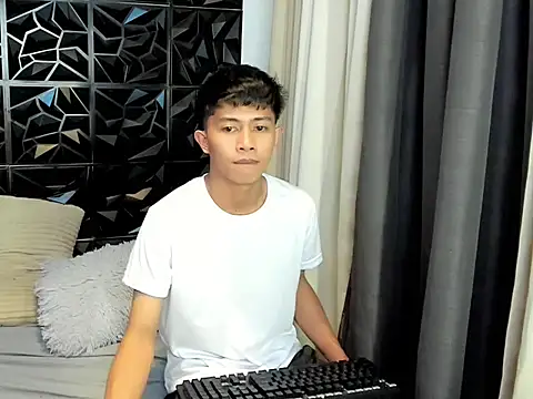 roberthugecock's Webcam Show