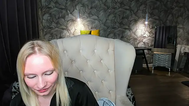 XXX chat uživo modela Elizabeth_Adams