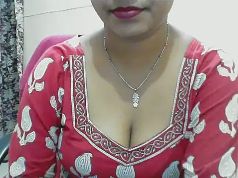 LovingPihu Adlı Modelin Canlı XXX Sohbeti
