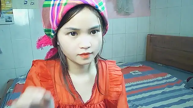 Emma_2603 在線直播表演