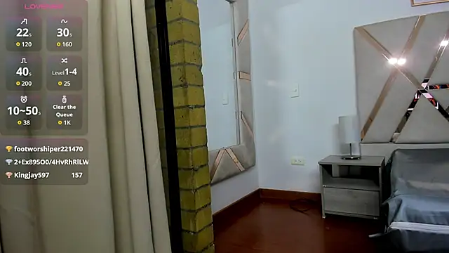 Show de Zoe_Ravenn na webcam