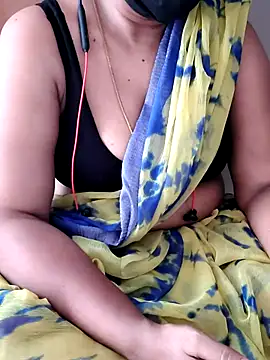tamilammu1431のライブXXXチャット