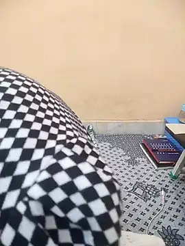 Rising_Queen's Webcam Show