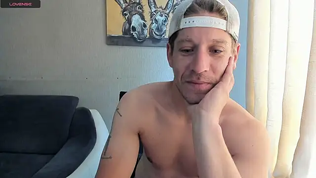 JamesSteel's Live XXX Chat