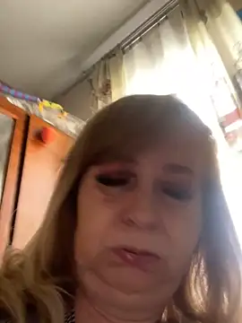 Irina2909@xh Webcam show