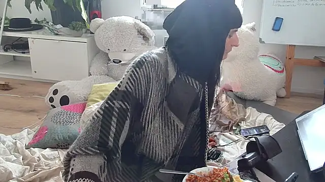 CeriseLapine Webcamshow