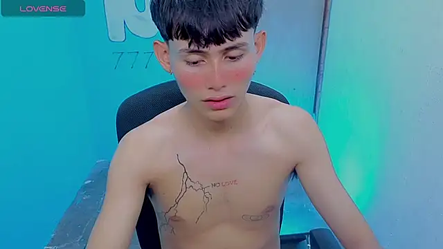 دردشة tanjiro_cute الجنسية المباشرة