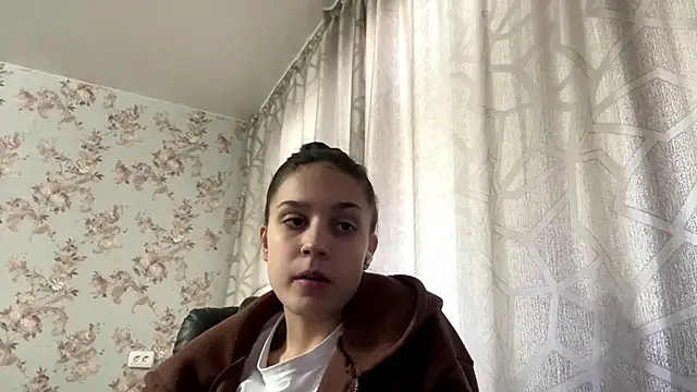 PagedLard Adlı Modelin Canlı XXX Sohbeti