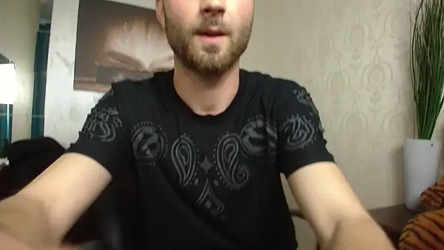 KyloEastn Webbikameraesitys