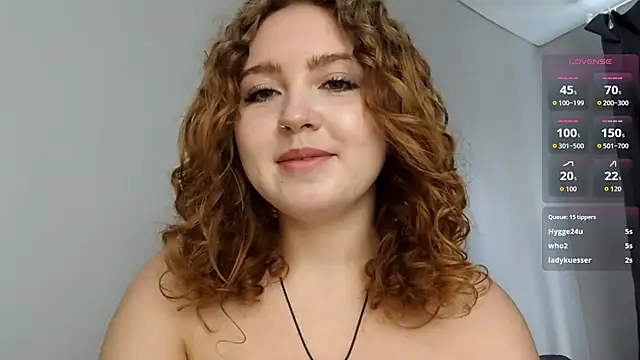 EmilyDeveyra's Live XXX Chat