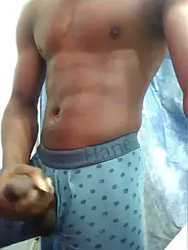 NASTYBLK21: διαδικτυακό σόου στην κάμερα
