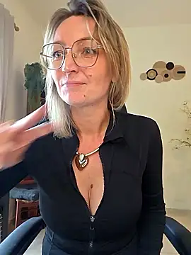 MissMialicious Webcam-Show