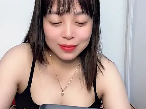 XXX chat uživo modela Sx-orgasm-sx