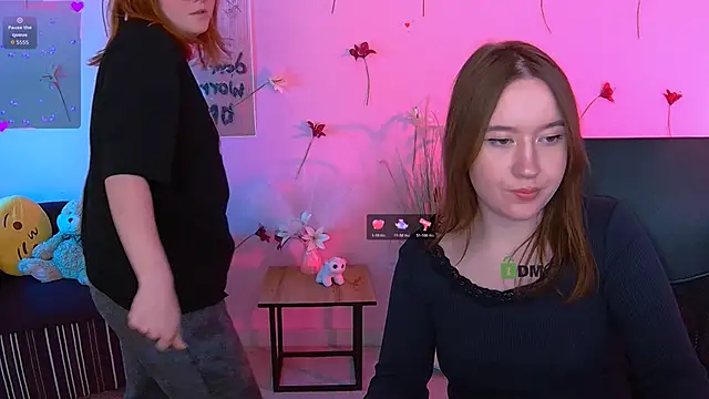 Webkamerová show casey_meow_