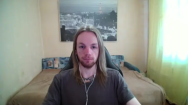 AdamDickens élő XXX-chatje