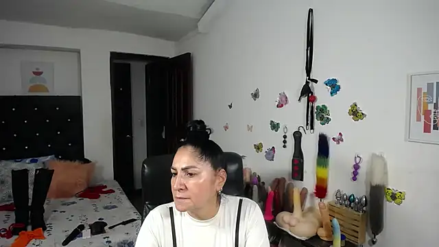 mature_bigboobs10 现场XXX聊天