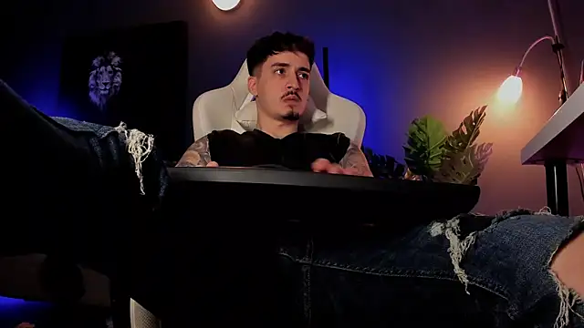 uptomatty Webcam Show