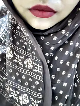 Indian-Nazia Chat XXX in diretta