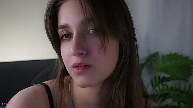 ClarineCasebolt's Live XXX Chat