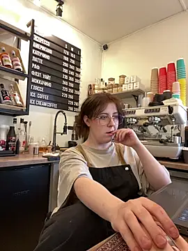 cinnabon_ webcam show