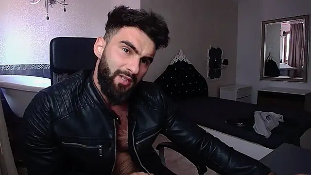 Онлайн чат XXX MicahLane