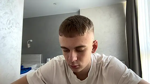 SoloFury Live XXX-chat