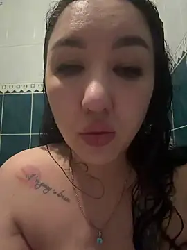 Naughtbaby_2025 Adlı Modelin Canlı XXX Sohbeti