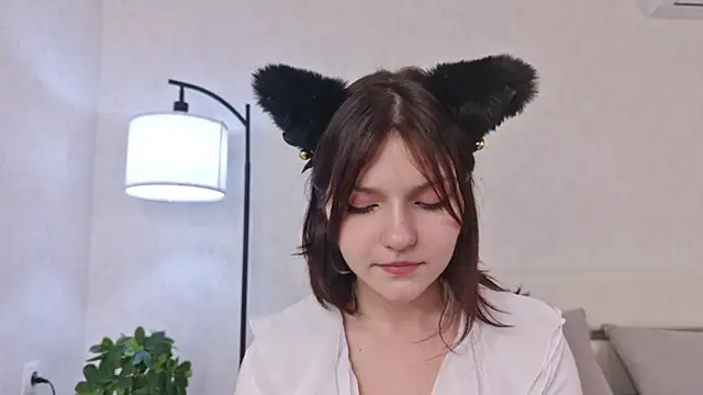 Chat +18 de NyraVesperis ao vivo