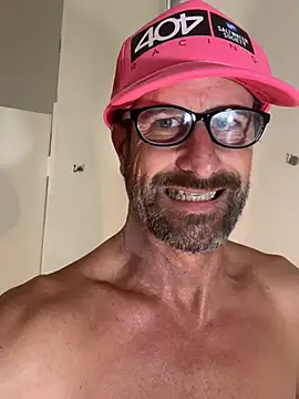 Pink-Tip-Bunny webcam show