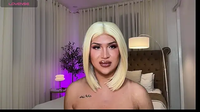 Your_Majesty_Tyra's Webcam Show