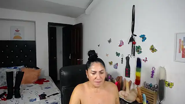mature_bigboobs10's Live XXX Chat
