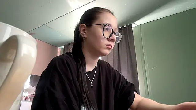 AdelleBaggenstoss Webcamshow