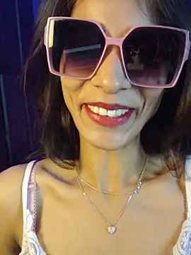 Ivy_the_goddess – webcam-show