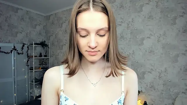 LianneBynon – Naživo XXX chat