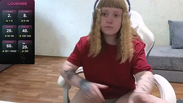 June_shy0 Chat XXX in diretta