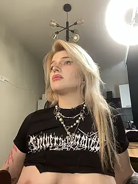 DriveThruCirin Webbikameraesitys